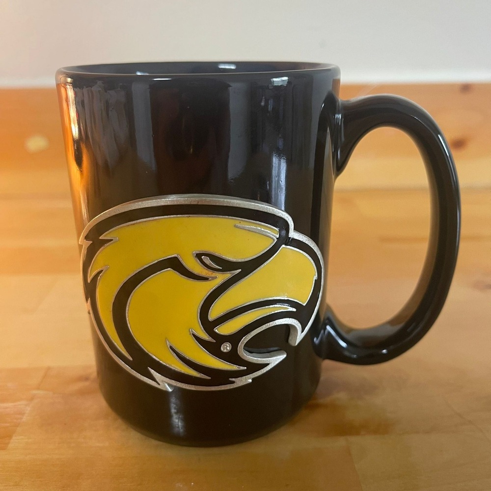 Black Coffee Mug‎ Eagle Emblem Yellow Silver College Souvenir Cup